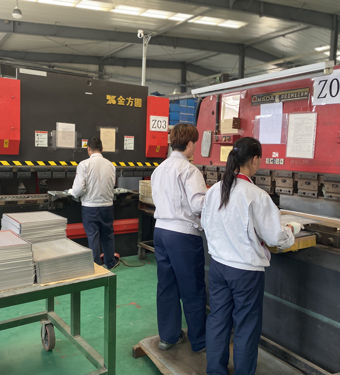 折彎機生產(chǎn)線(xiàn)